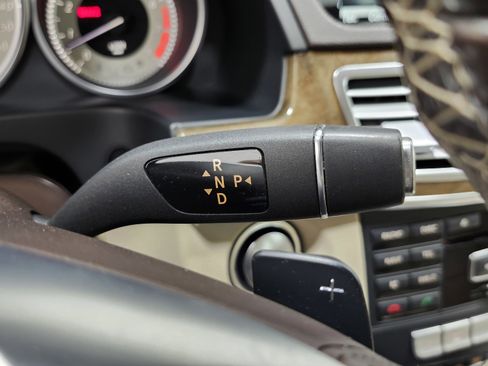 Used 2015 Mercedes-Benz E 350 4MATIC Sedan image 10