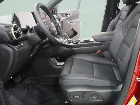 New 2026 Chevrolet Equinox LT FWD image 22