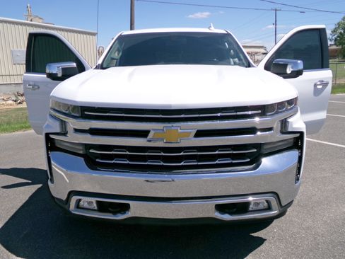 Used 2020 Chevrolet Silverado 1500 LTZ image 5