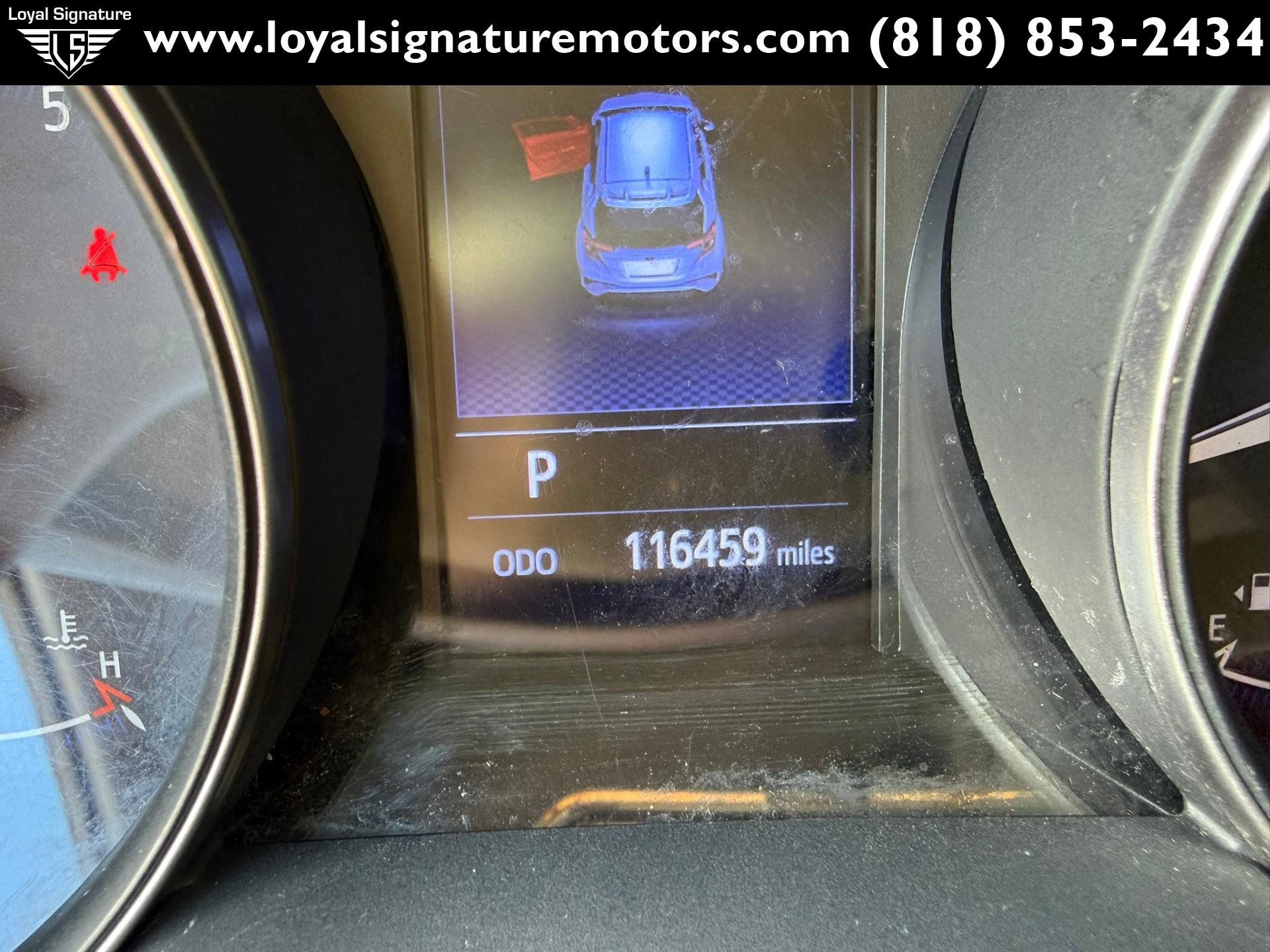 Used 2020 Toyota C-HR XLE FWD image 19
