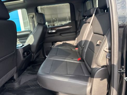 Used 2025 Chevrolet Silverado 1500 LT Trail Boss w/ LT Trail Boss Premium Package AWD/4WD image 41