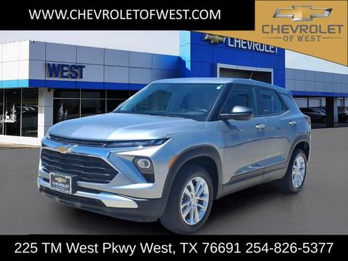 Used 2025 Chevrolet TrailBlazer LS AWD/4WD image 1