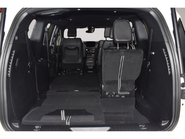 New 2027 Chrysler Pacifica Select FWD image 14