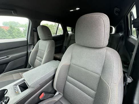 Used 2024 Honda Prologue EX image 16