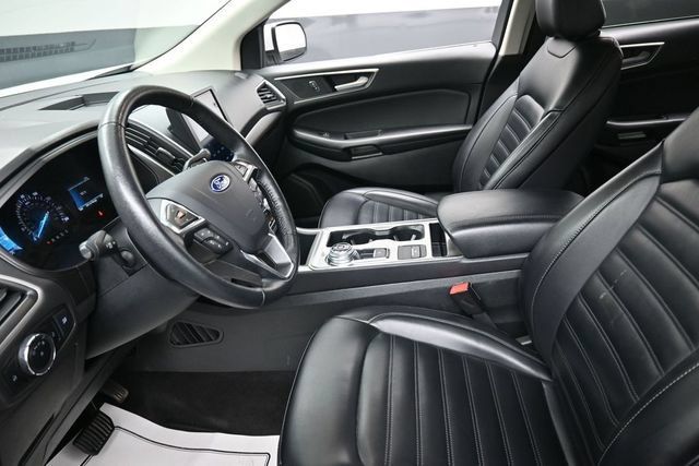Used 2024 Ford Edge SEL AWD/4WD image 16