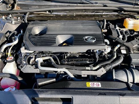 Used 2022 Lexus ES 300h w/ Premium Package image 32