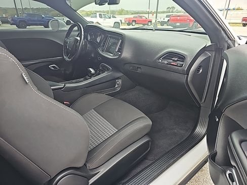 Used 2021 Dodge Challenger R/T Scat Pack image 22