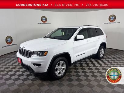 Used 2017 Jeep Grand Cherokee Laredo
