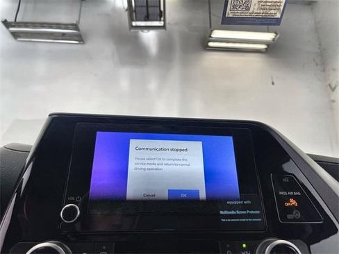 Certified 2024 Toyota Highlander LE image 17