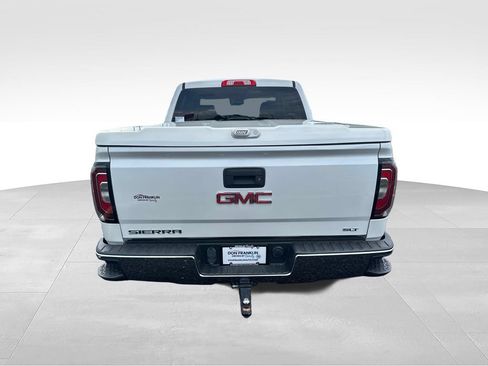 Used 2018 GMC Sierra 1500 SLT w/ SLT Premium Package AWD/4WD image 4