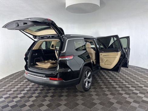 Used 2021 Jeep Grand Cherokee L Limited image 12