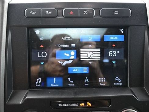 Used 2017 Ford F150 Raptor w/ Equipment Group 802A Luxury AWD/4WD image 25