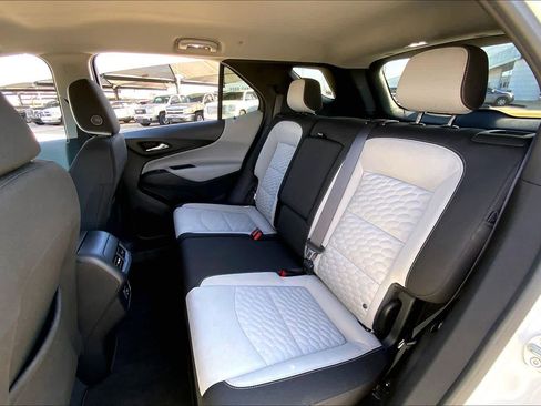 Certified 2021 Chevrolet Equinox LS w/ LS Convenience Package image 19