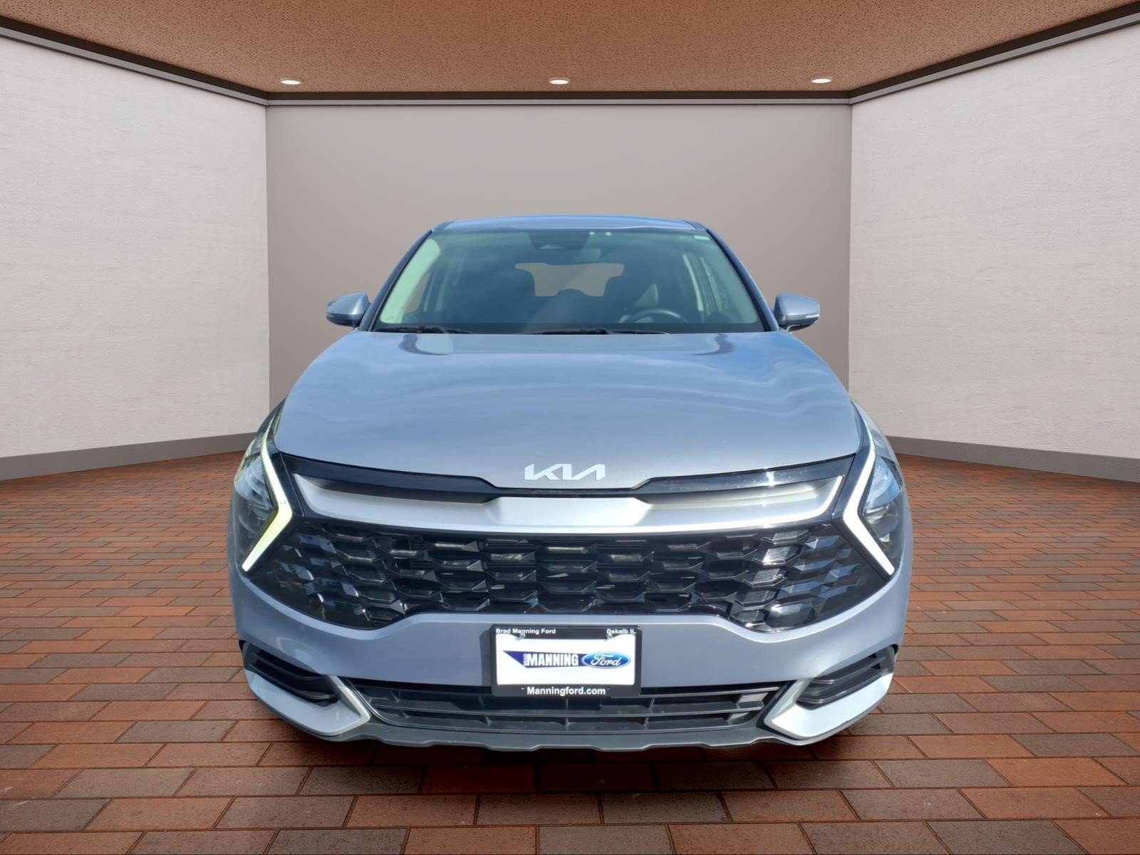 Used 2023 Kia Sportage EX FWD image 3