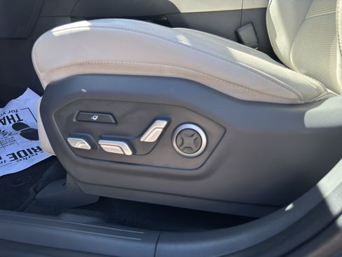 Used 2025 Hyundai Santa Fe Calligraphy AWD/4WD image 29