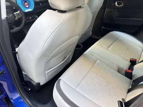 Used 2025 MINI Cooper S image 9