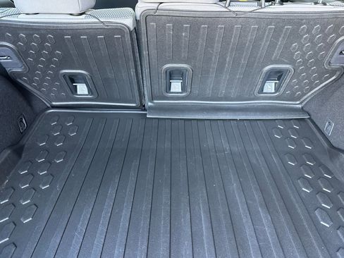 Certified 2025 Subaru Outback Premium image 18