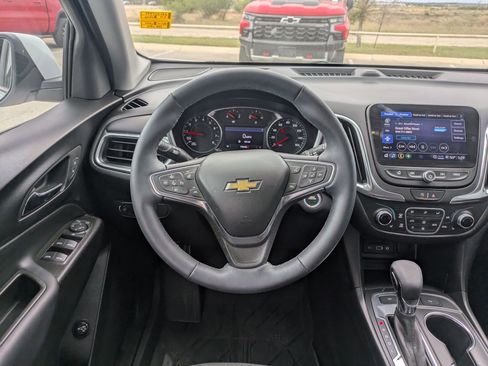 Certified 2024 Chevrolet Equinox LT image 19