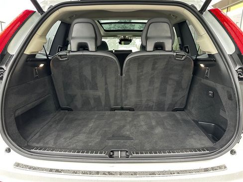 Used 2019 Volvo XC90 T6 Momentum w/ Protection Package Premier image 14