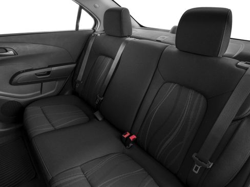 Used 2016 Chevrolet Sonic LT FWD image 8