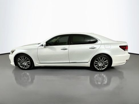 Used 2016 Lexus LS 460 w/ Comfort Package RWD image 8