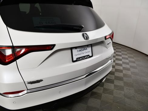 Certified 2024 Acura MDX SH-AWD w/ Technology Package image 15