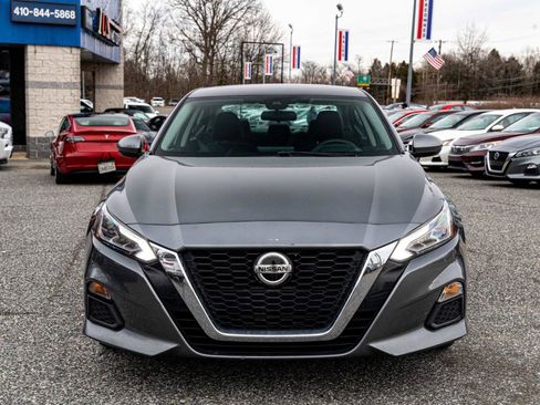 Used 2022 Nissan Altima 2.5 SV image 2