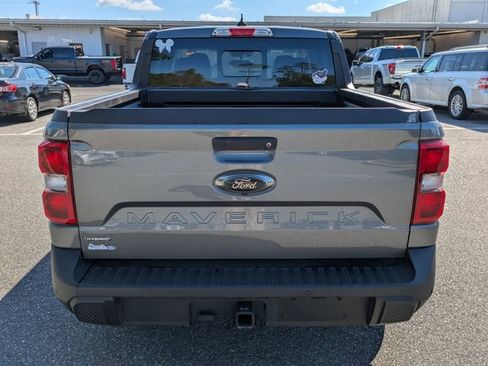 Used 2024 Ford Maverick Lariat w/ Black Appearance Package image 4