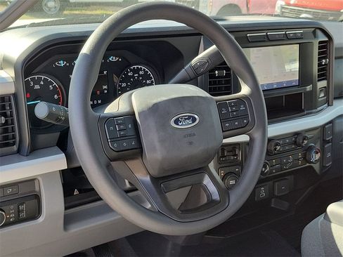 Used 2024 Ford F350 XLT w/ FX4 Off-Road Package image 11