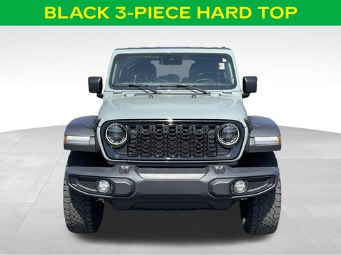 Used 2024 Jeep Wrangler Unlimited Sport AWD/4WD image 3