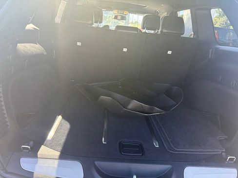 Used 2016 Jeep Grand Cherokee Limited AWD/4WD image 17