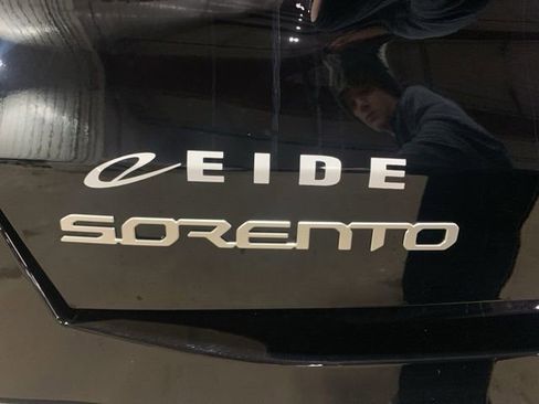 New 2026 Kia Sorento S image 17