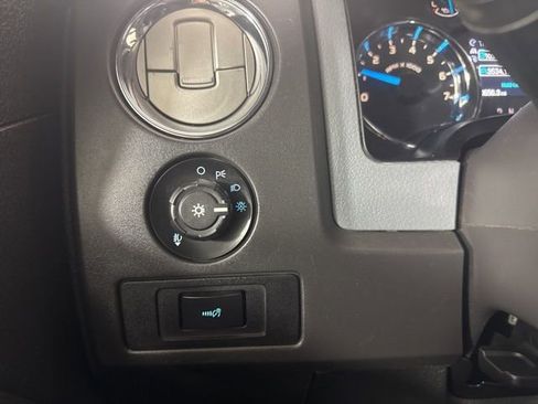 Used 2014 Ford F150 XLT w/ Equipment Group 302A Luxury image 19