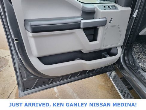 Used 2018 Ford F150 XLT w/ Equipment Group 302A Luxury image 15