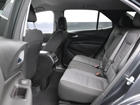 Used 2022 Chevrolet Equinox LT FWD image 17