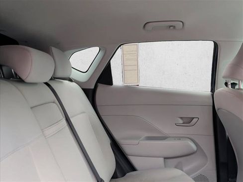 Used 2024 Hyundai Kona SEL AWD/4WD image 25