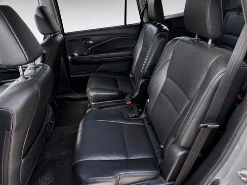 Used 2016 Honda Pilot Elite image 10
