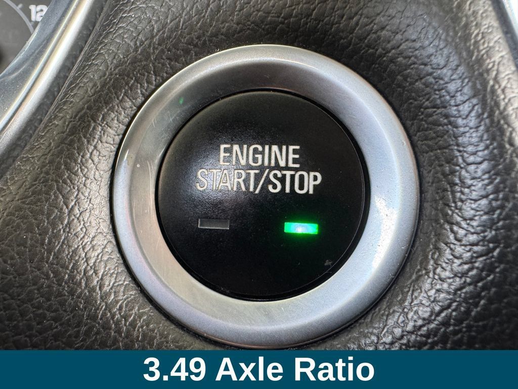 Used 2021 Chevrolet Traverse RS AWD/4WD image 16