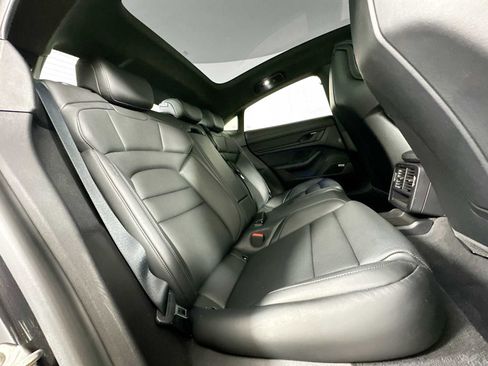 Certified 2022 Porsche Taycan GTS image 27