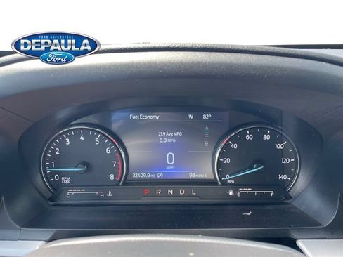 Used 2023 Ford Explorer XLT AWD/4WD image 2