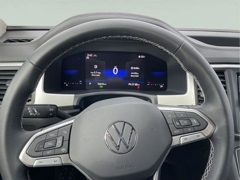 Used 2023 Volkswagen Atlas SE image 27