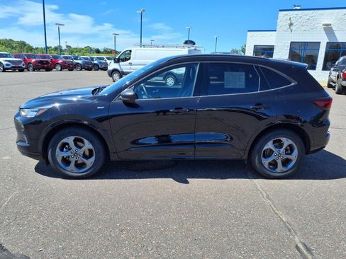 Certified 2023 Ford Escape ST-Line image 2