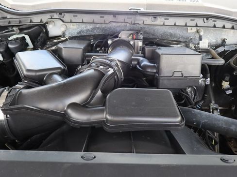 Used 2022 Ford F250 XL w/ Power Equipment Group AWD/4WD image 31