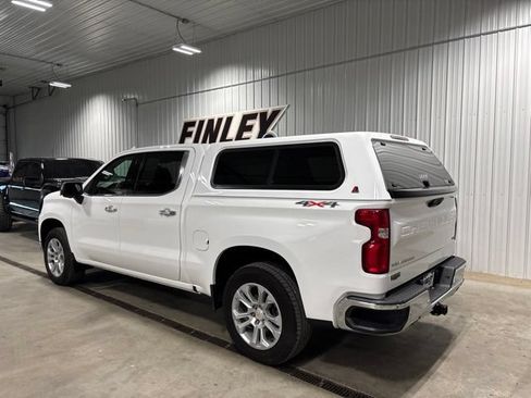 Used 2025 Chevrolet Silverado 1500 LTZ AWD/4WD image 13
