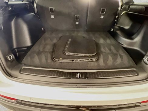 Used 2023 Jeep Grand Cherokee Altitude image 24