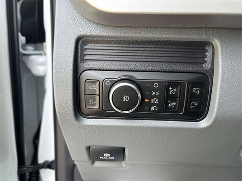 New 2026 Ford F250 XLT w/ XLT Premium Package image 24