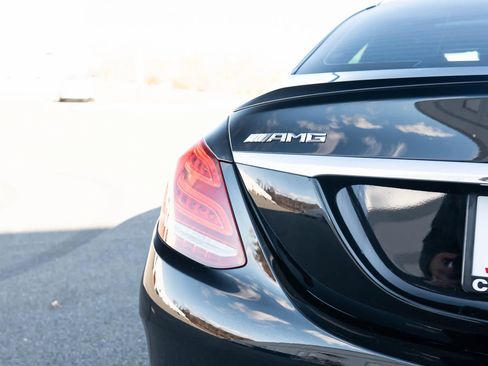 Used 2015 Mercedes-Benz C 63 AMG S image 12