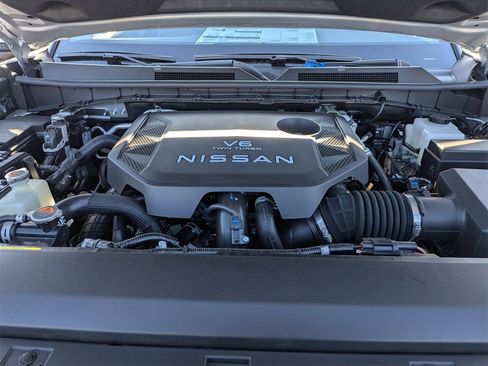 New 2025 Nissan Armada SV image 10