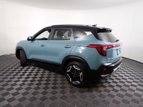 Used 2025 Kia Seltos SX AWD/4WD image 12