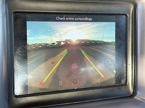 Used 2022 Dodge Charger SXT image 24